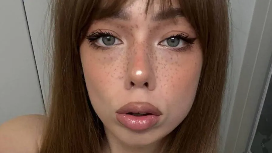 Chat with CaitlinBlethen
