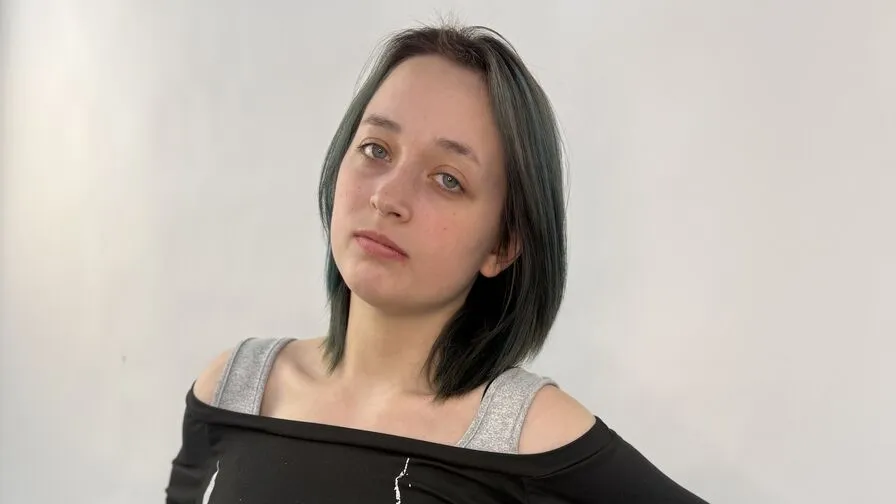 Chat with SoleneWinter