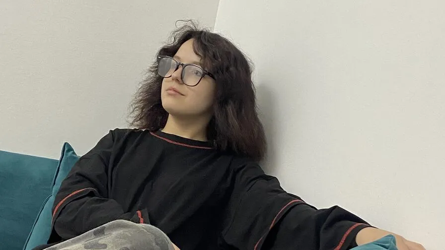 Chat with AshleyBe