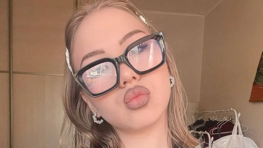 Chat with SaraBaier