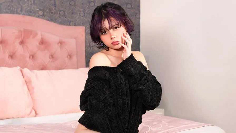 Chat with ViolettClay