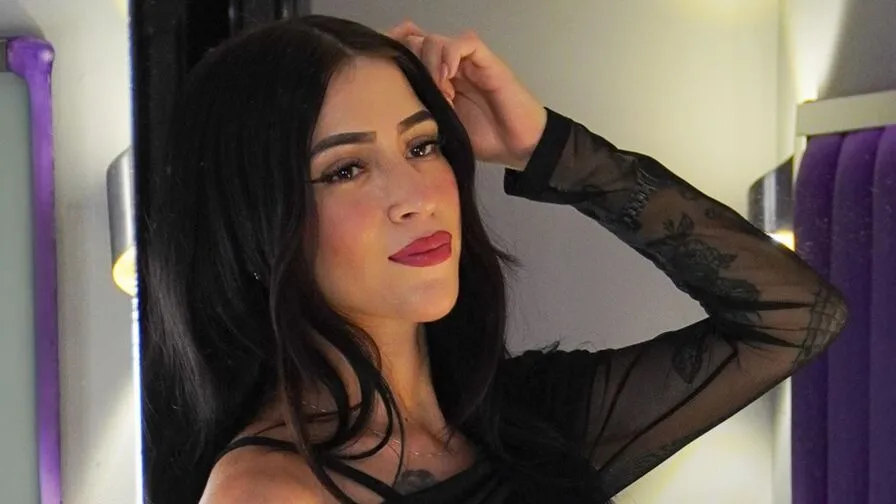 Chat with LilyTarazona