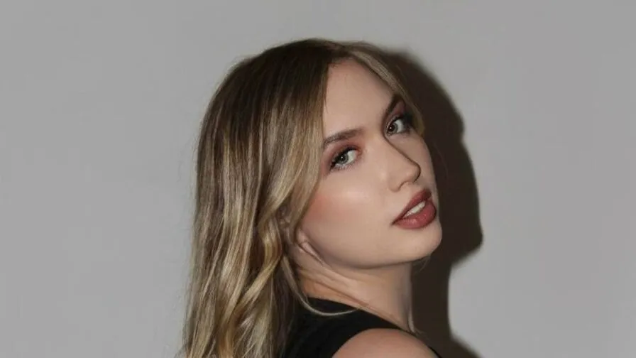 Chat with NicoleRicii