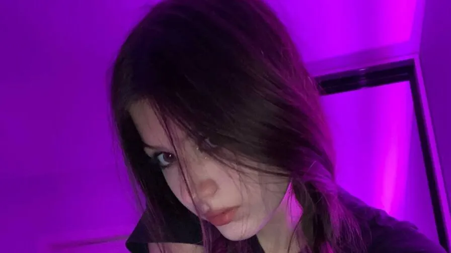Chat with AnnaSqase