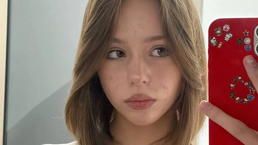 Chat with FelicitaMasten