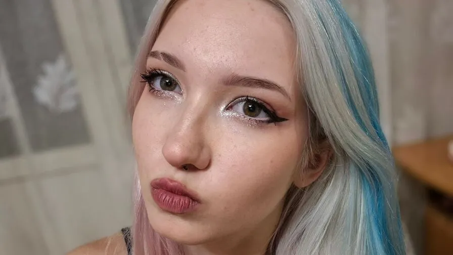 Chat with LayneCline