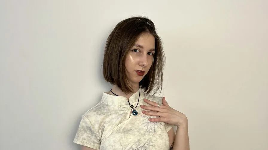 Chat with VikkiAppling