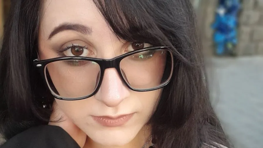 Chat with AmberlyPerri