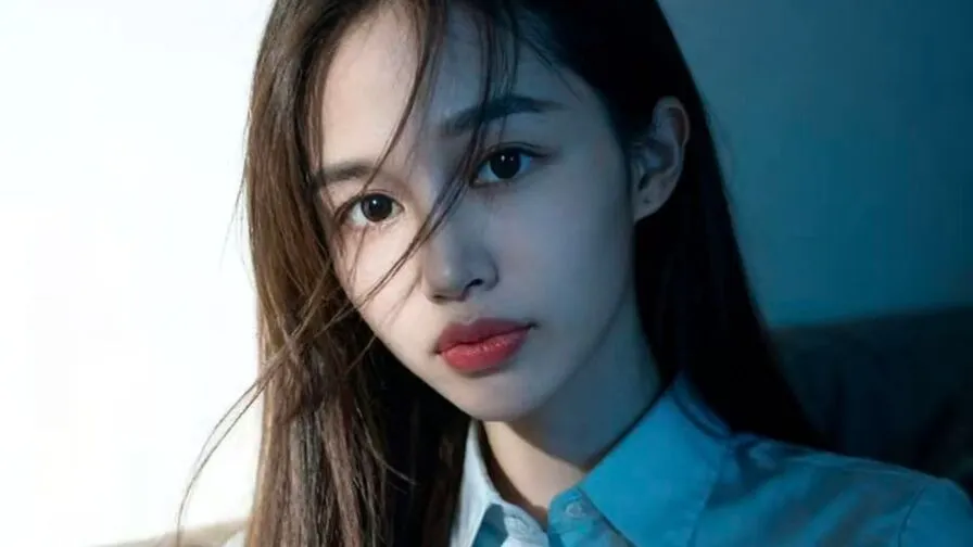 Chat with ElenaFei