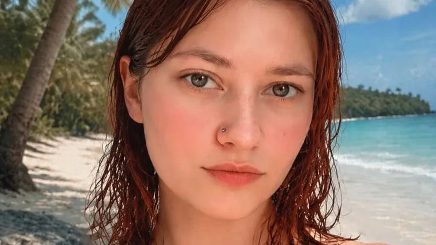 Chat with VelvetFl