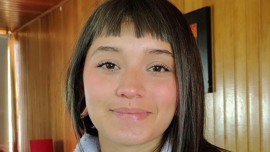 Chat with AliceMorely