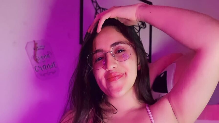 Chat with LoraVele