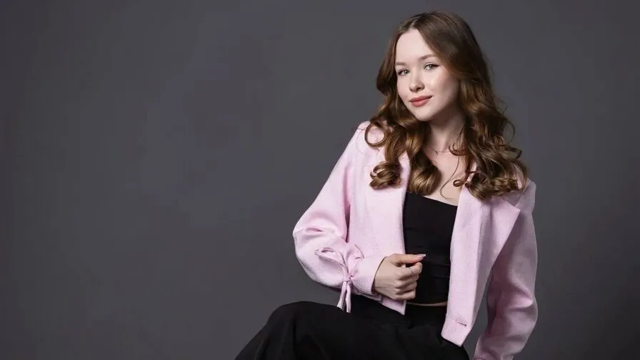 Chat with DarleenBenjamin