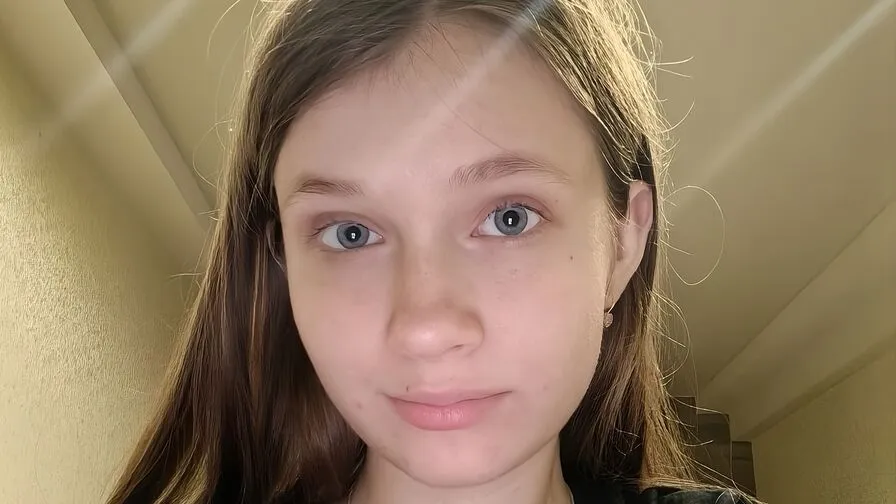 Chat with AdelaideCelius