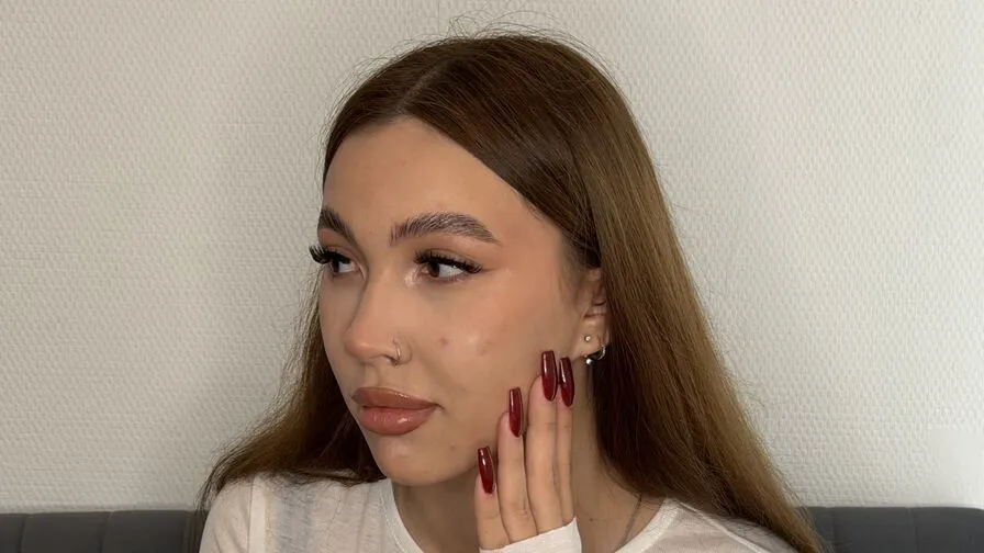 Chat with ShemikaHattori
