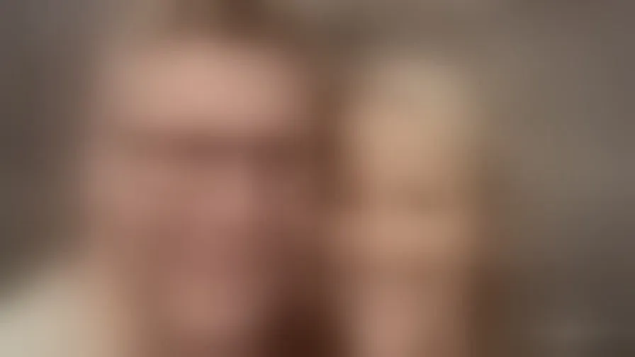 Chat with ChelseaAndCole