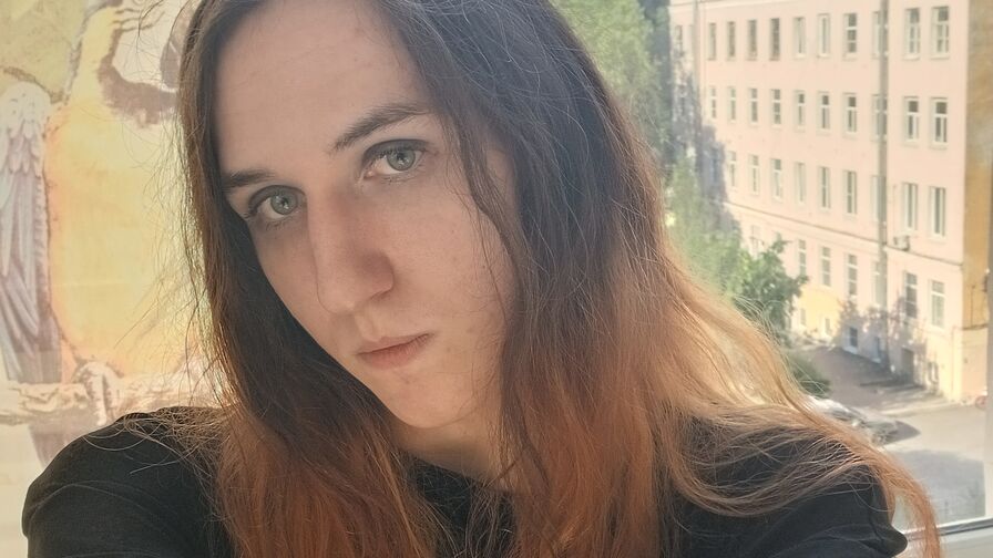 Chat with ChrisyBev
