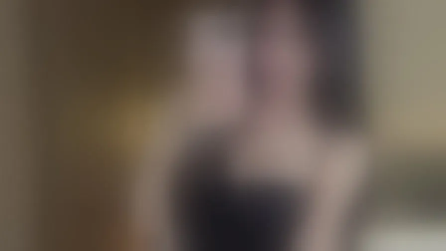 Chat with LouiseEve