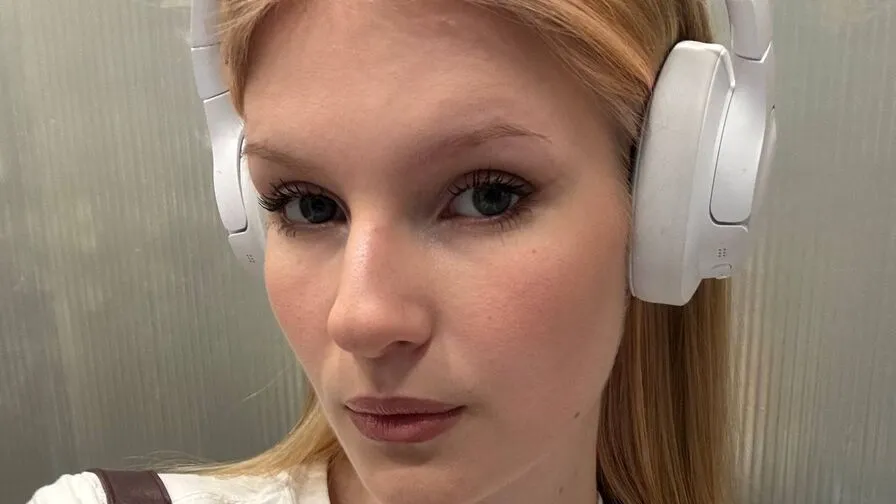 Chat with SammieDornier
