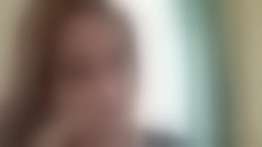 Chat with BrookeMoon