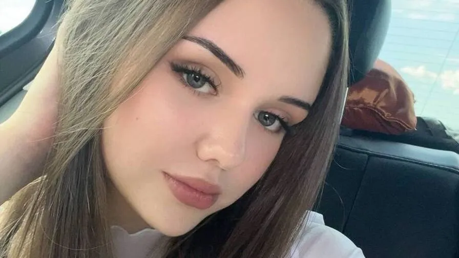 Chat with DioneBalko