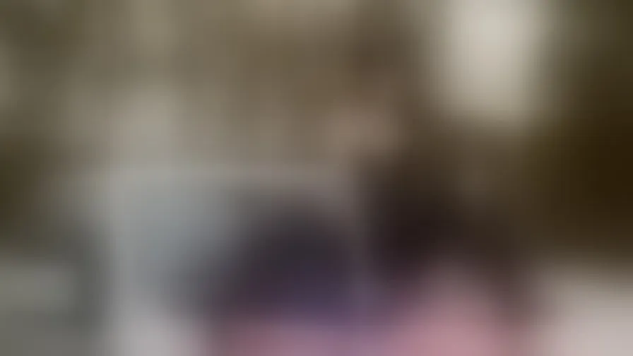 Chat with AndreaHolbrook