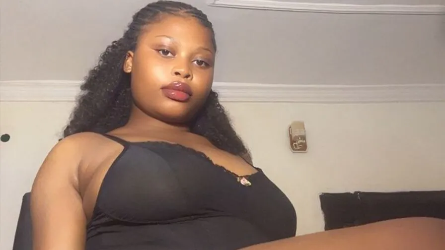 Chat with BellaVine