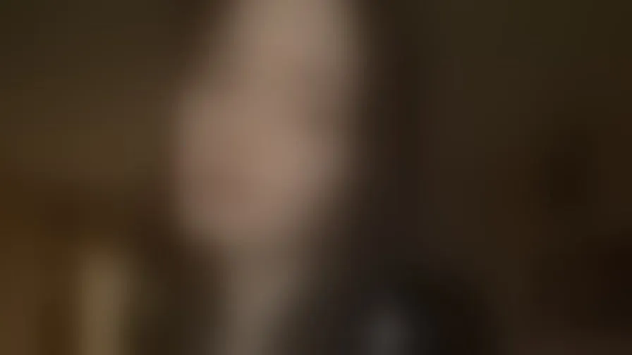 Chat with MyrtisHouzah