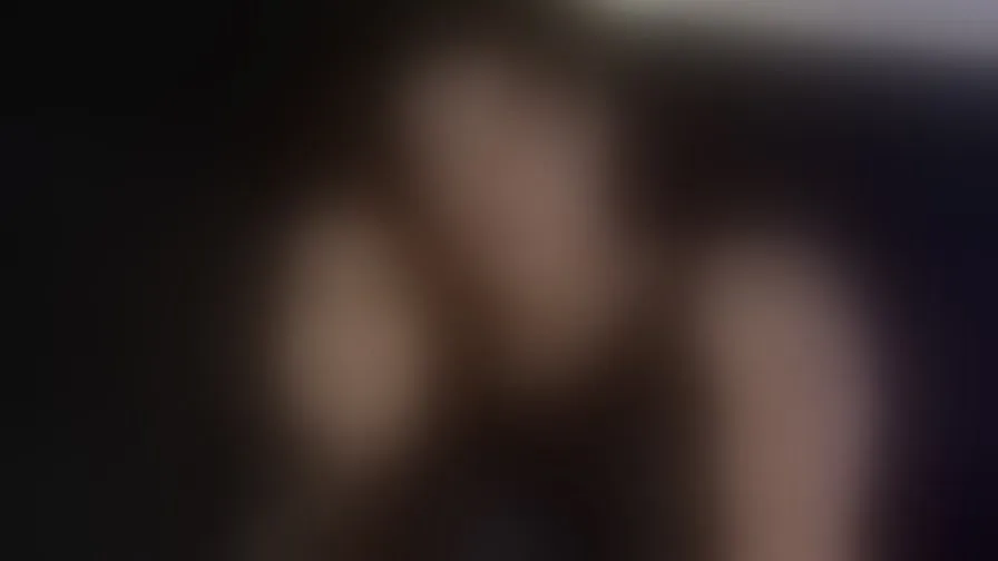 Chat with AngelisAndJuan