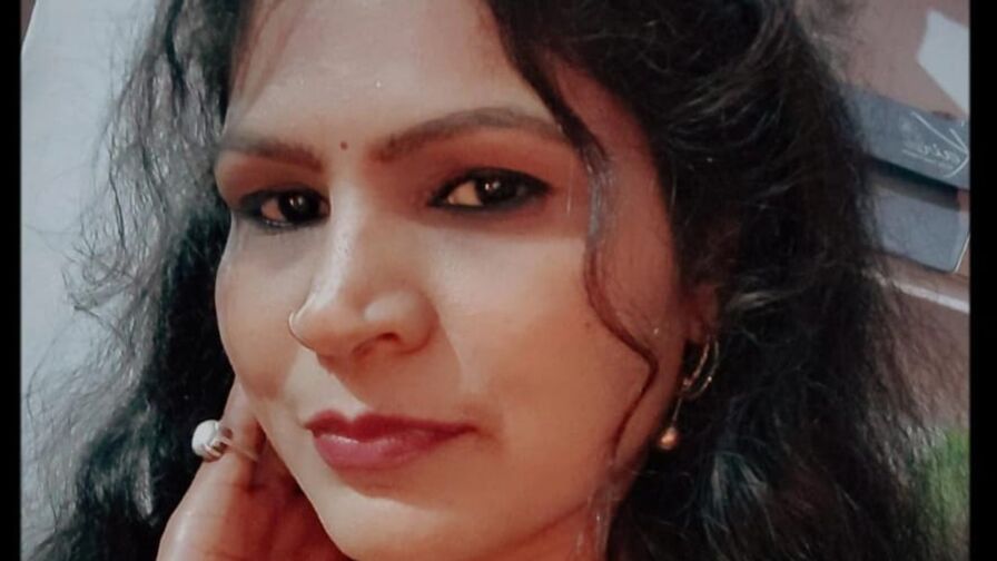 Chat with Jhilmil