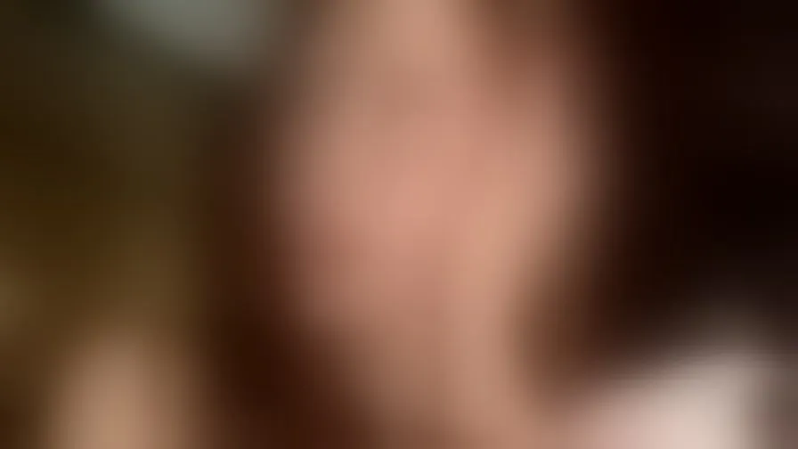 Chat with AdelinaMurr