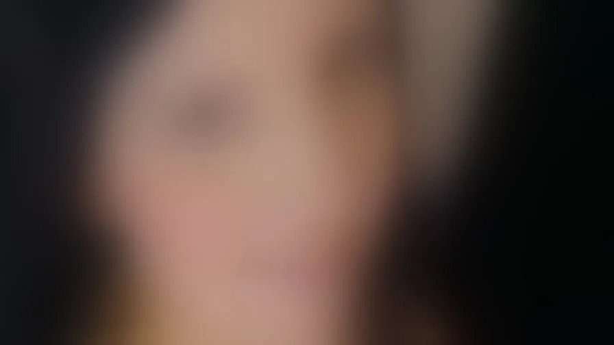 Chat with KellyRodriguez