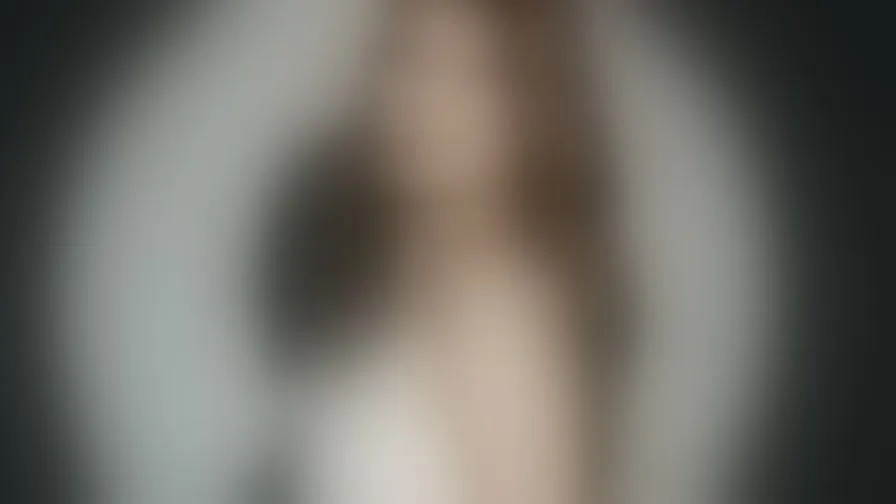 Chat with OliviaaRothwel