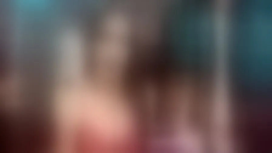 Chat with SkylarRosy