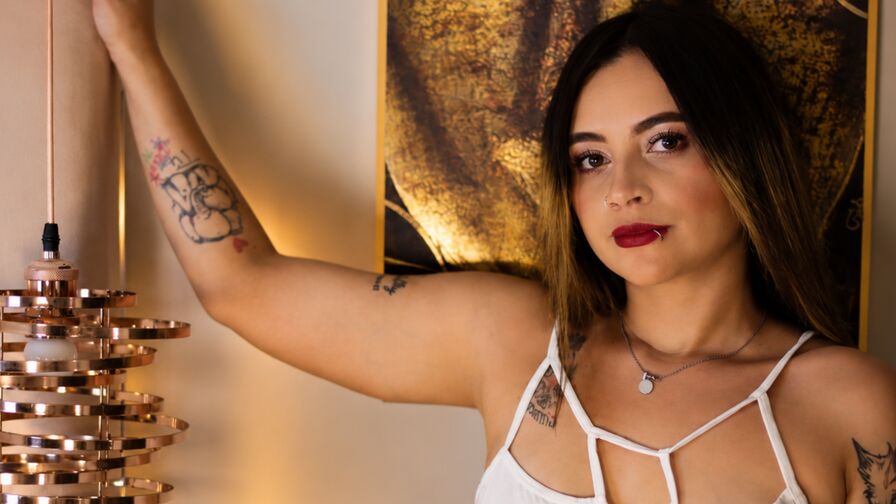 Chat with ScarletMilen