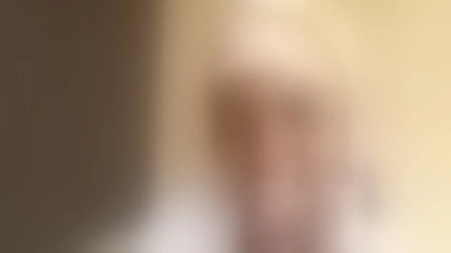 Chat with TinaWildy