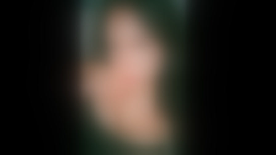 Chat with ClaireConsani