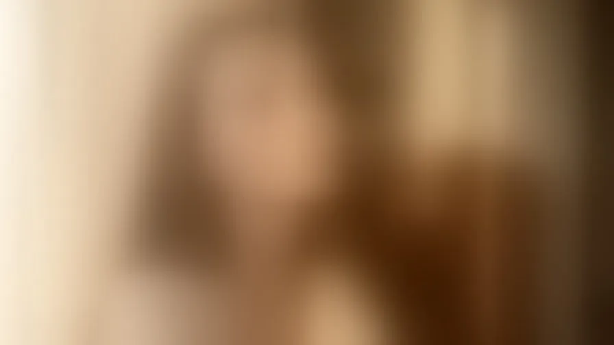Chat with SirenaGarrigan