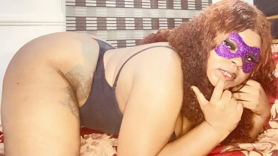 Chat with CamilaTessy