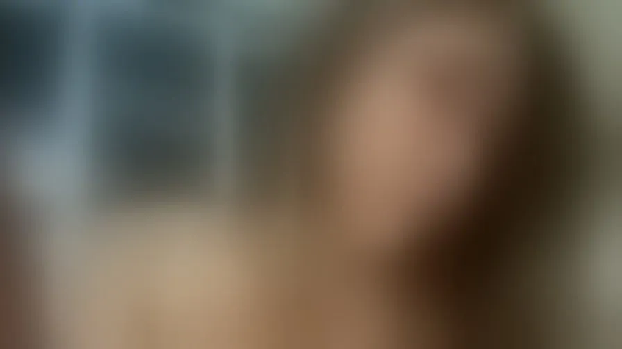 Chat with JeniseLozado