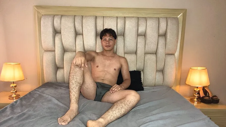 Chat with ArnoldEstrada