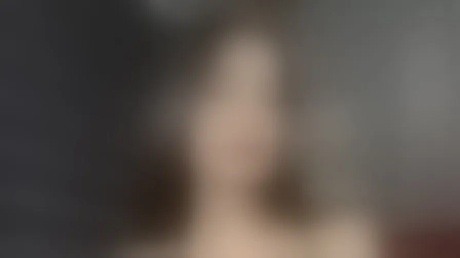 Chat with AdriannaHearth