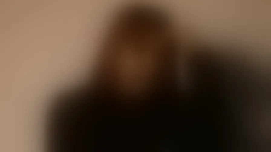Chat with EliseVargas