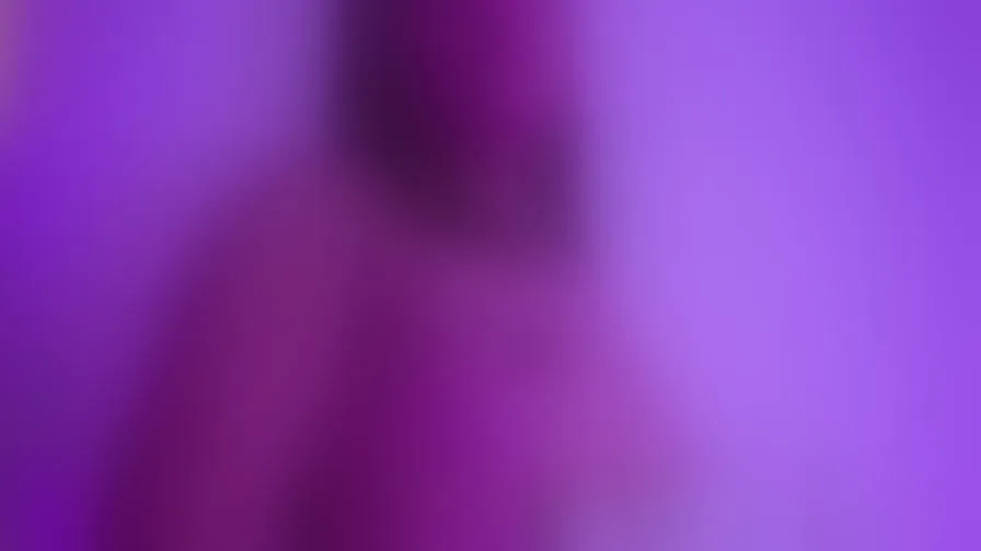 Chat with NaomiQuen