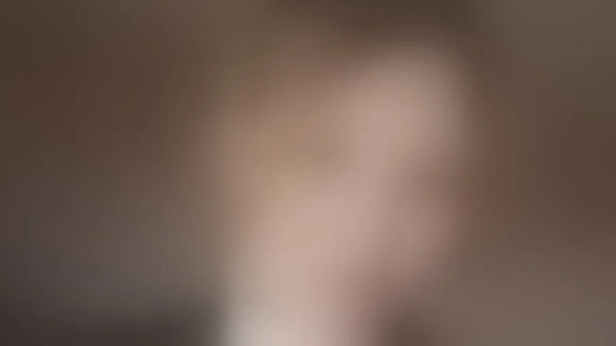 Chat with AliciaBergreen