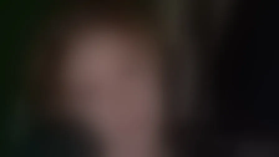 Chat with BronwynDivens