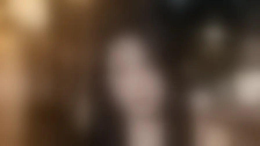 Chat with AnnieLuna