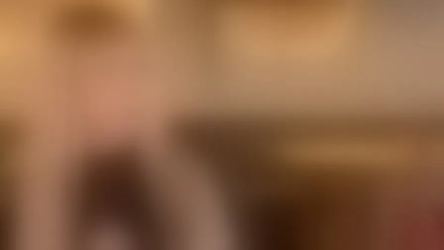 Chat with JannetteBilagody