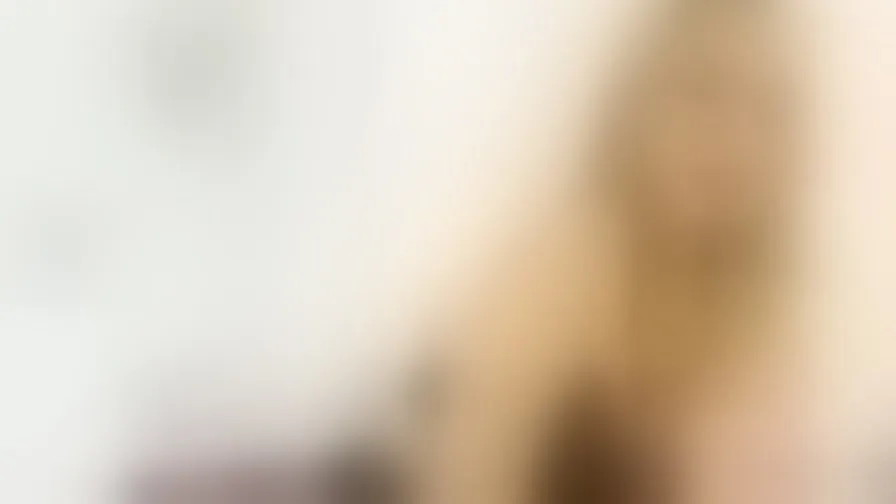 Chat with SeleneRiley