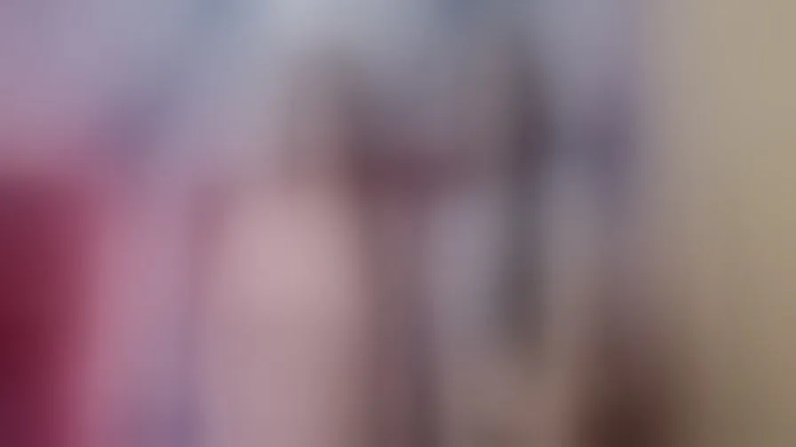 Chat with BarbaraAndLolaa